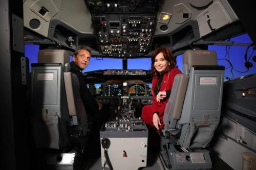 Cristina Kirchner aseguró que fue ella quien sacó las millas para funcionarios en Aerolíneas y Mauricio Macri las repuso